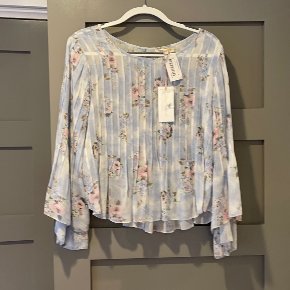 Floral blouse - New with tags